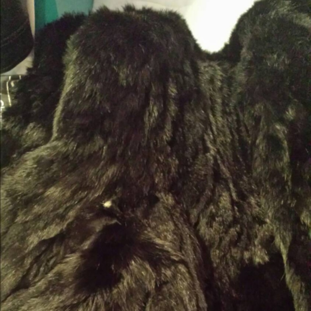 100% Authentic Rabbit Fur Coat - Picture 6 of 8